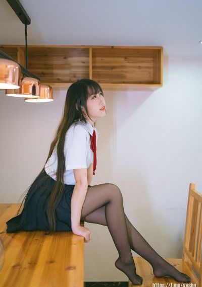 昆宝出拳